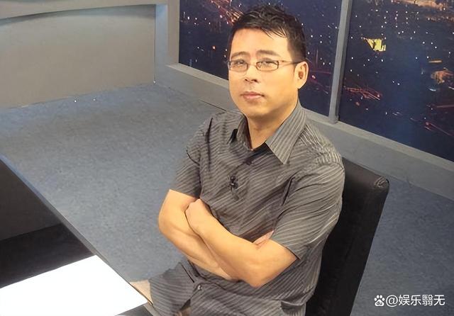 阿丘最新微博，社交媒體時代的言論自由與責(zé)任探討