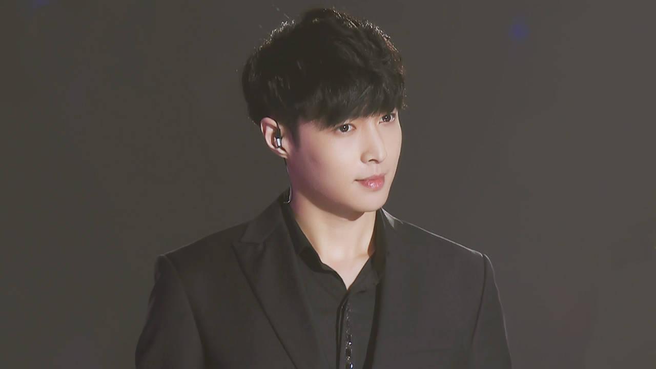 張藝興最新動(dòng)態(tài)更新，揭秘他的最新狀況